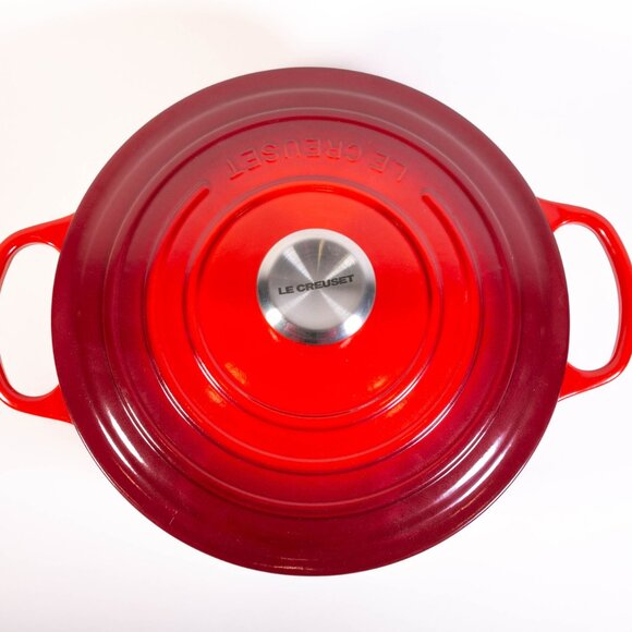 Giveaway Winner: @craftykelly17 – Le Creuset Dutch Oven - Picture 2 of 3